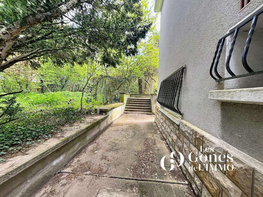 Maison à FRANCHEVILLE