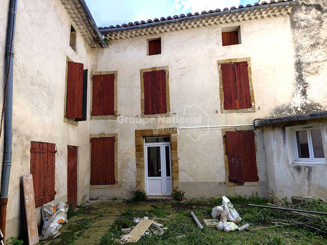 Maison à VIOLES