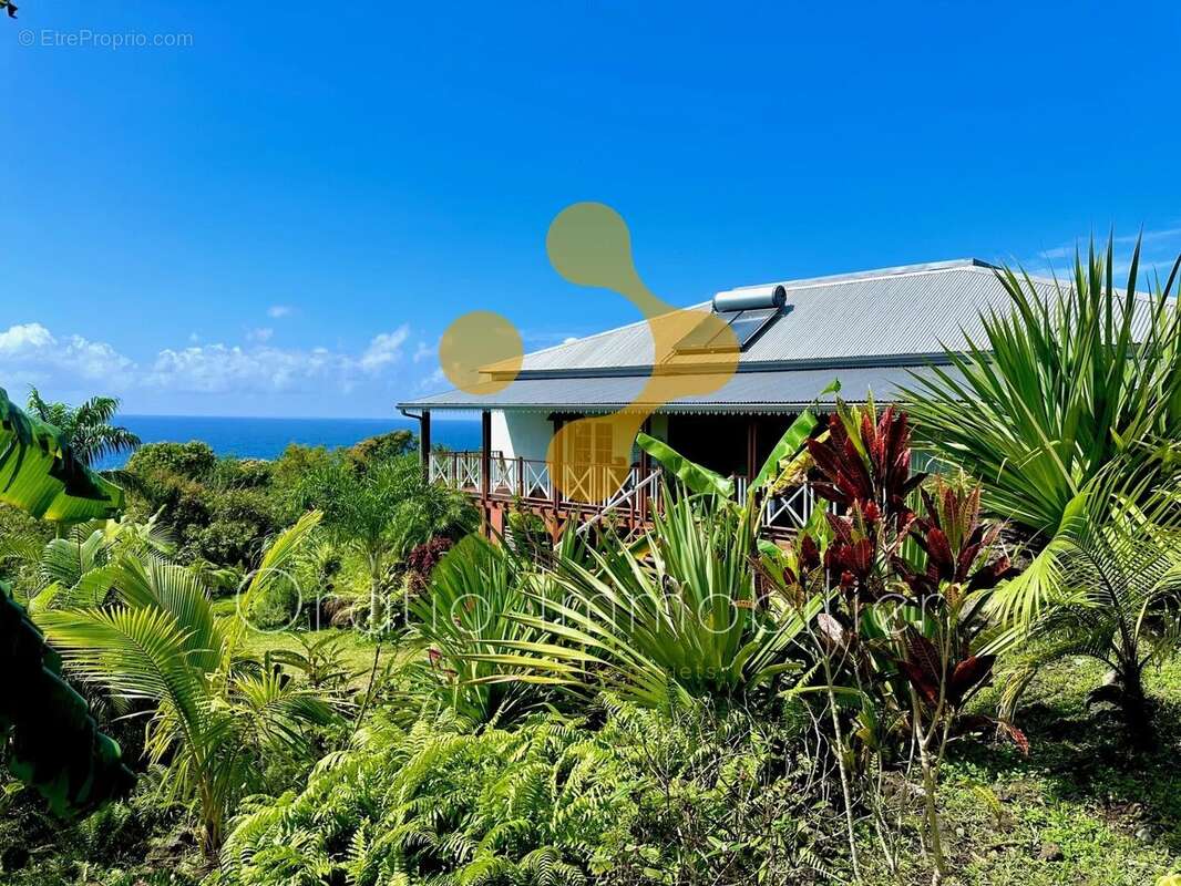 Maison à SAINT-PHILIPPE