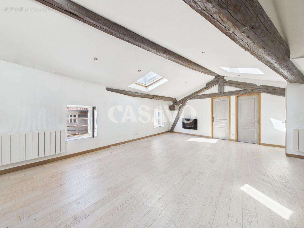 Appartement à LYON-1E