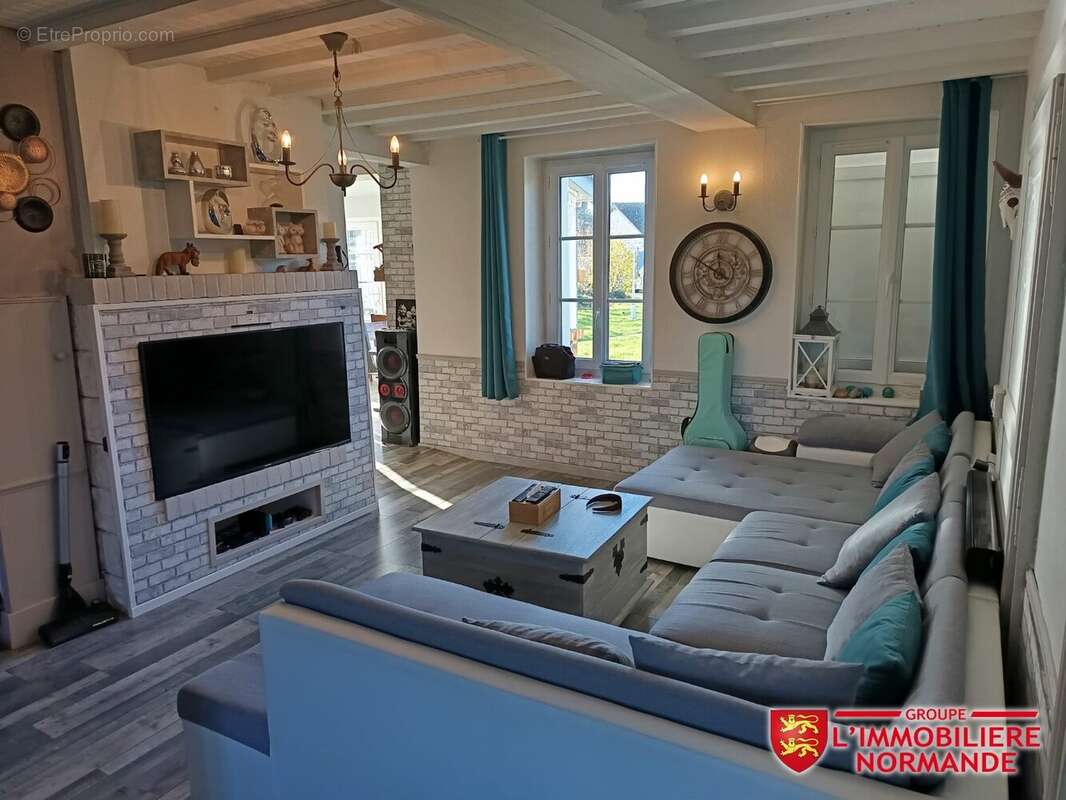 Maison à PACY-SUR-EURE