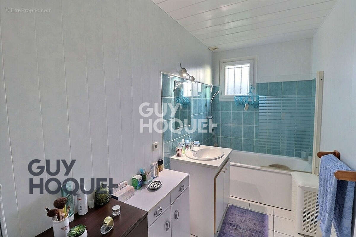 Maison à BEAUMONT-LE-ROGER