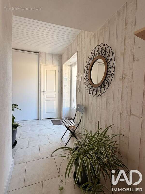 Photo 9 - Maison à MERVENT