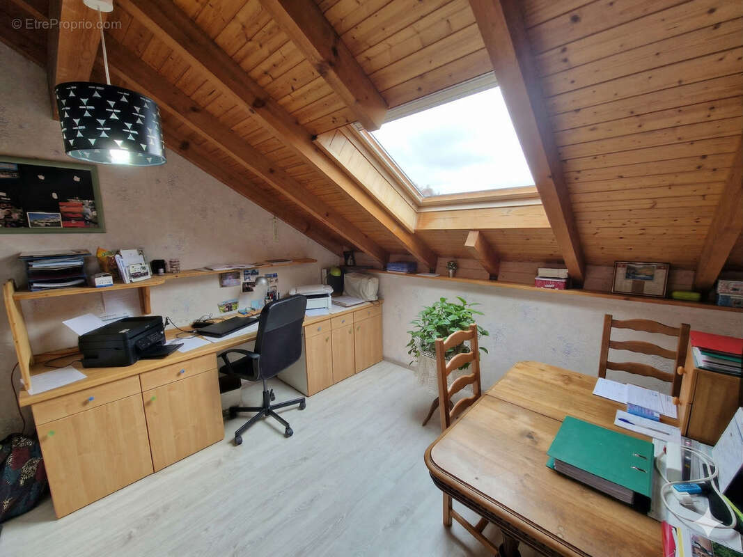 Maison à LA CLUSE-ET-MIJOUX