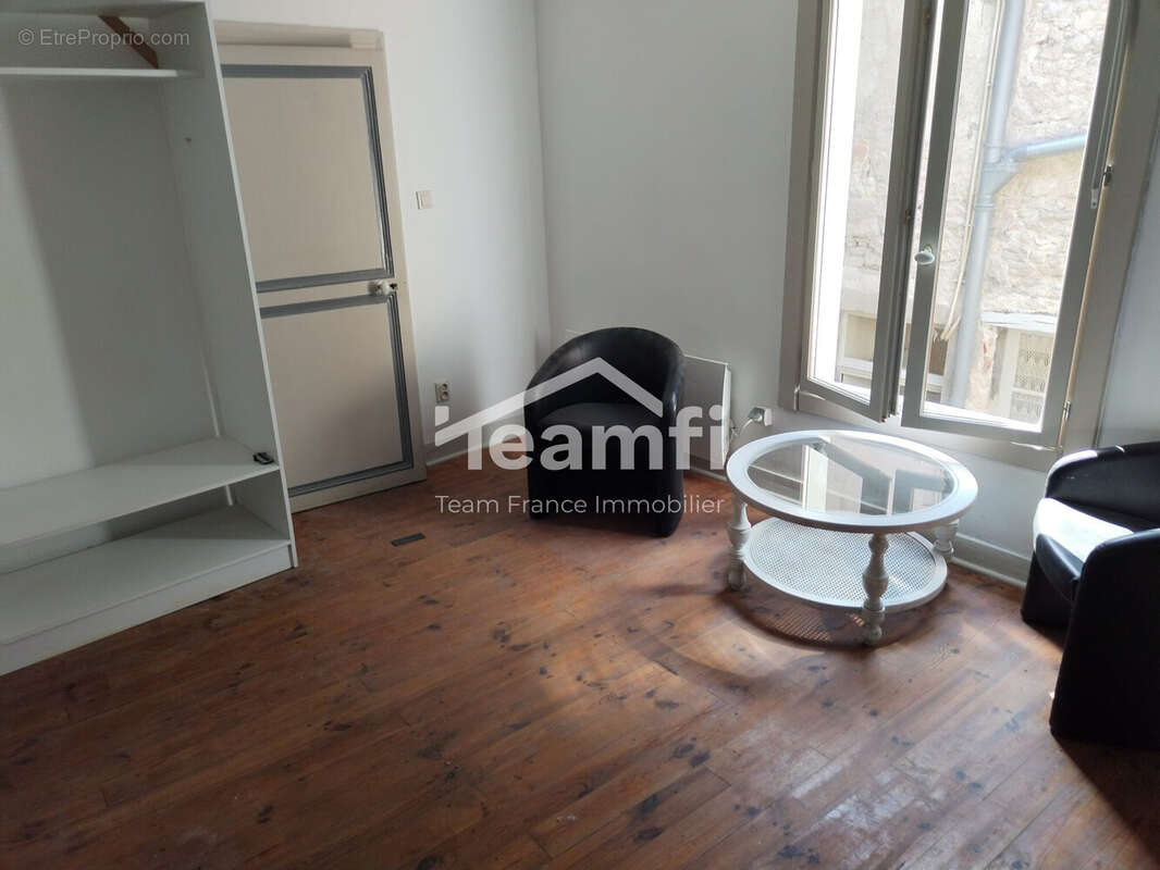 Appartement à LA CHARITE-SUR-LOIRE