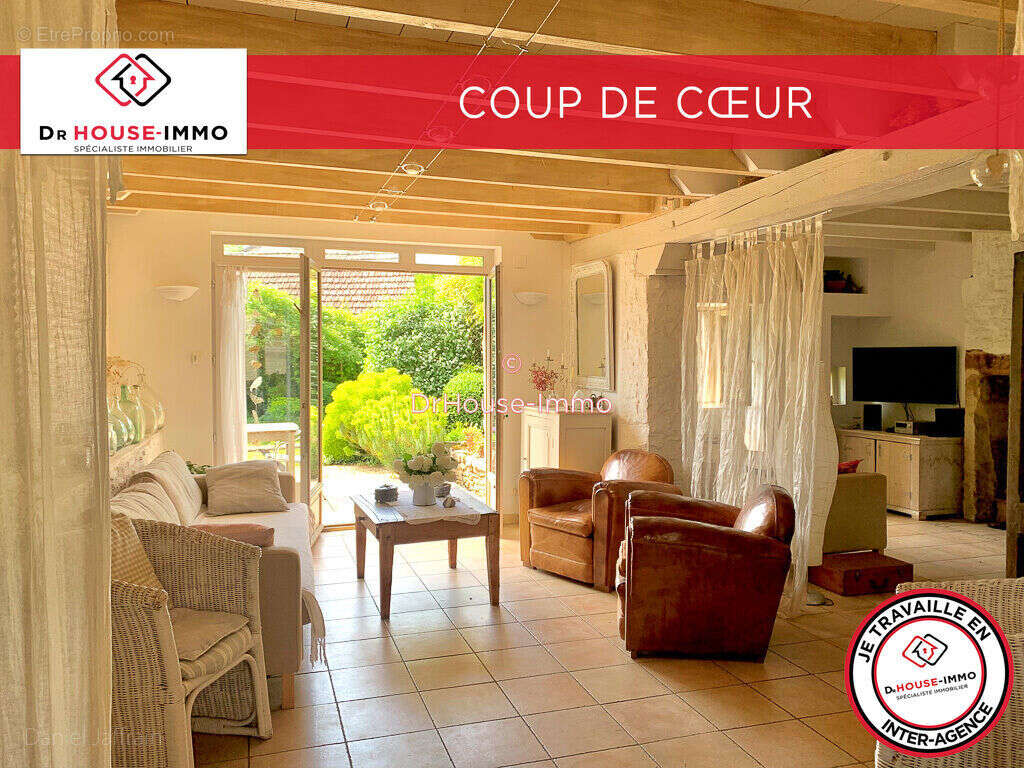 Maison 220 m² à Saint-Martial-D'albarede  - photo 17