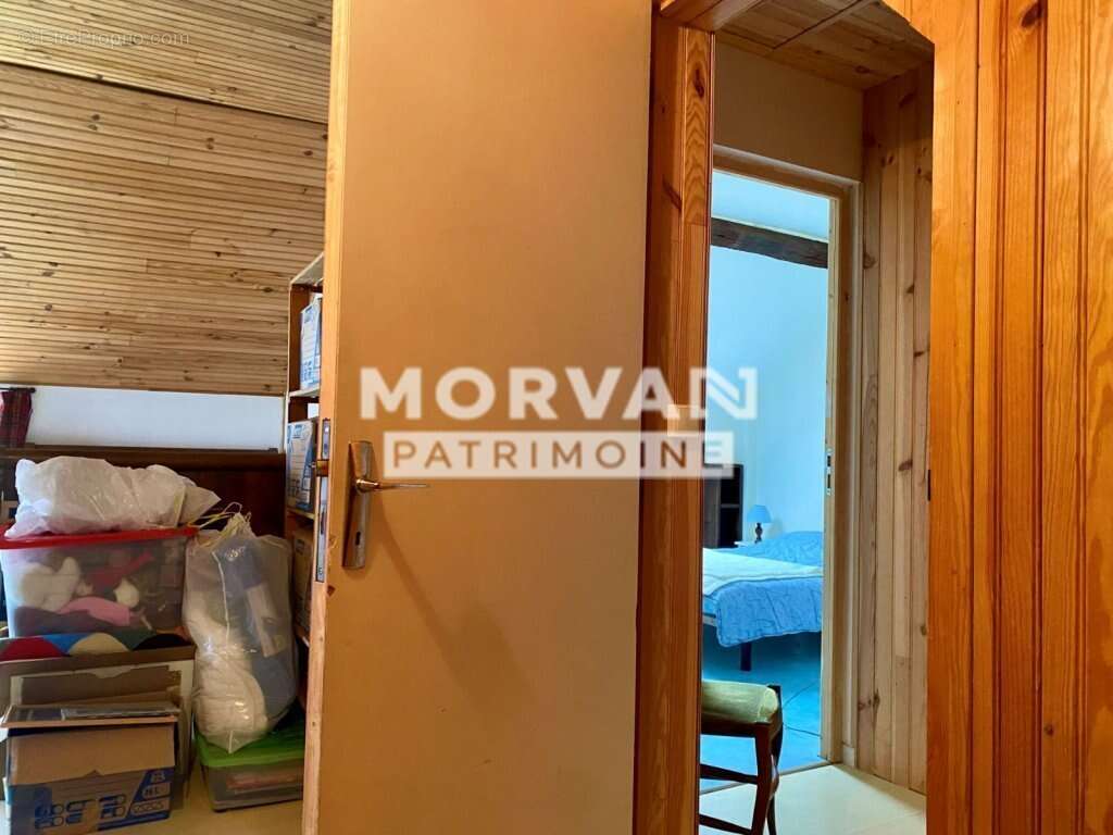 Maison à BILLY-CHEVANNES