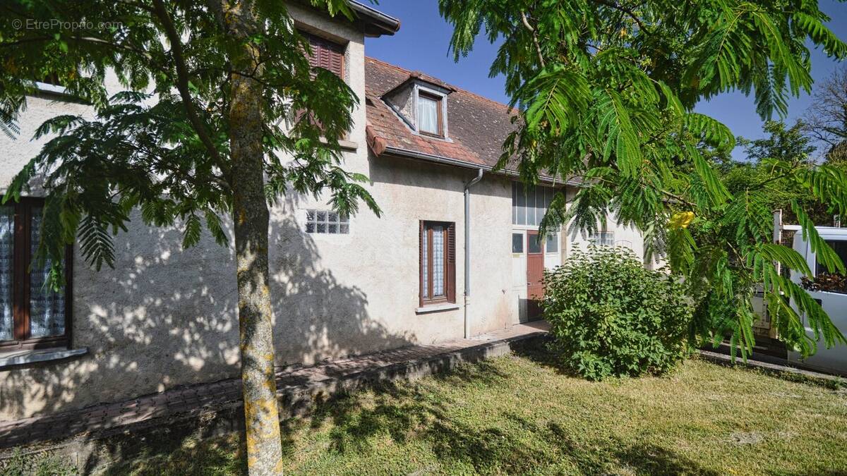 Maison à CUSSET
