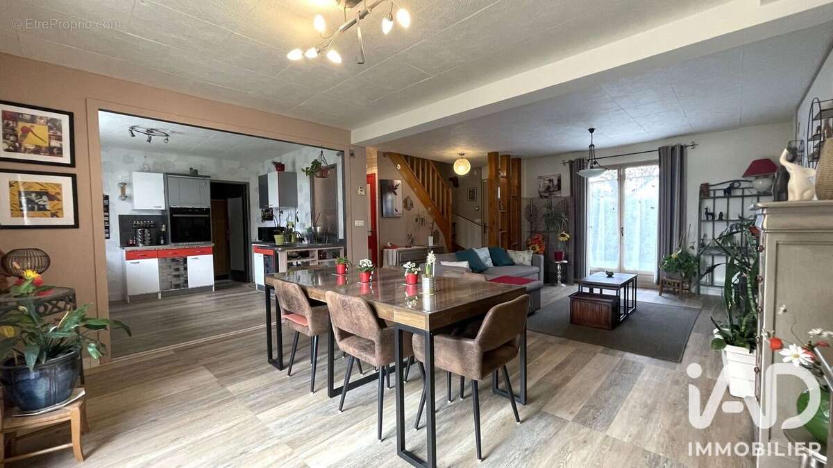Photo 2 - Maison à LE PLESSIS-PATE