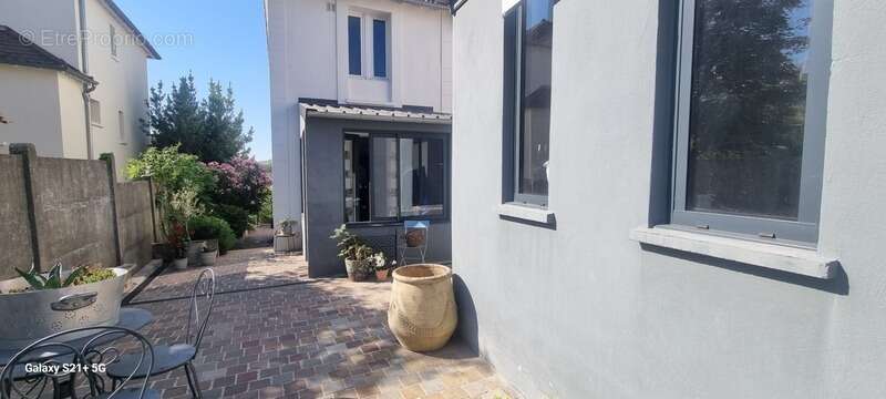 Maison à vendre 5 pièces CONFLANS SAINTE HONORINE (78) - photo 10
