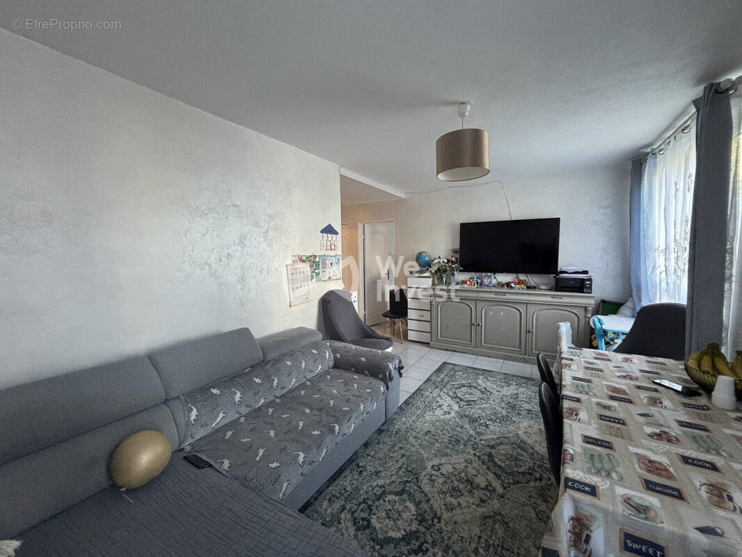 Appartement à LES ULIS