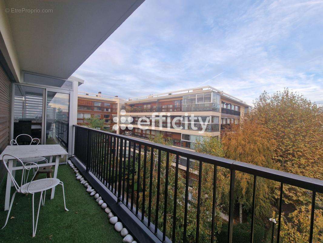 Appartement à LE CHESNAY