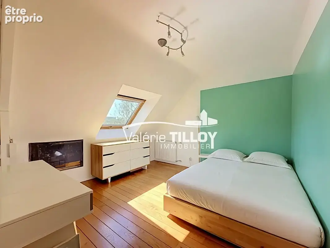 Maison à vendre à Bruz, Bois de Carcé : 138 m², 3 chambres et bureau, séjour de 46 m², jardin sans vis-à-vis, 2 terrasses et gar - photo 7
