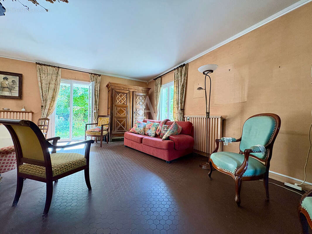 Maison à GIF-SUR-YVETTE