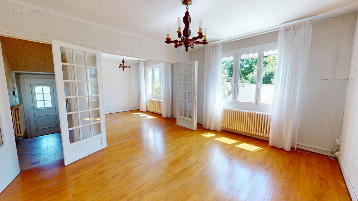 Maison à SAINT-APOLLINAIRE