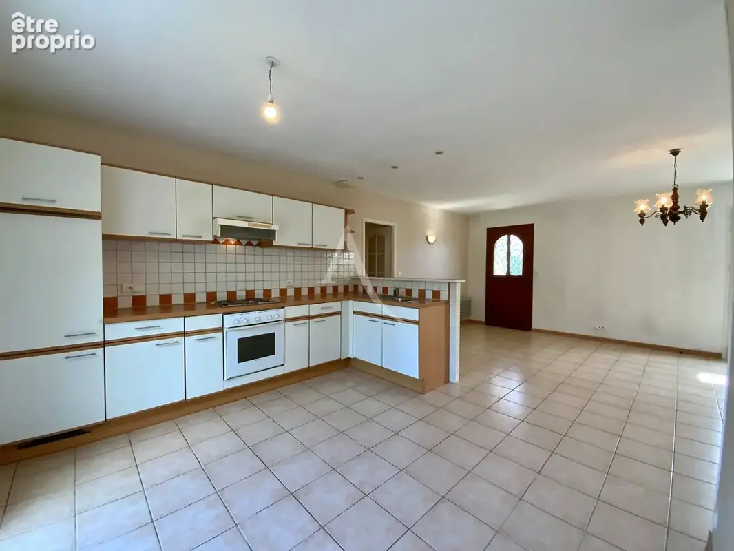 Maison de 99 m2 à Saint Genis De Saintonge - photo 7