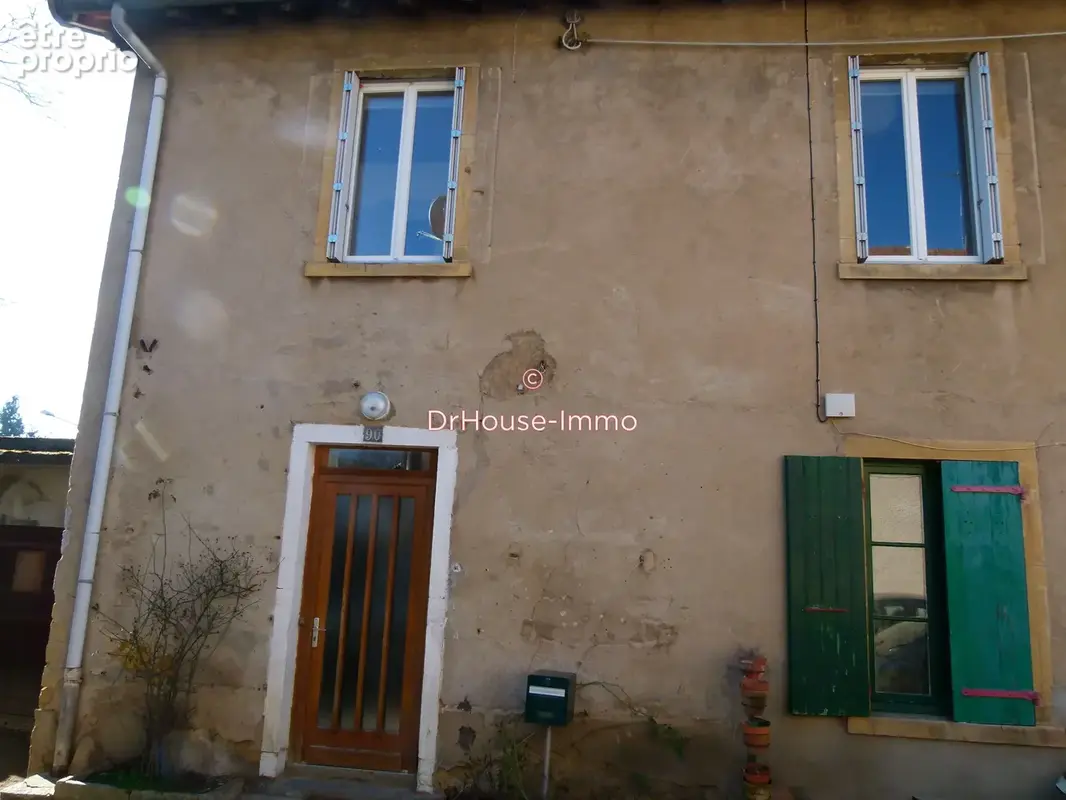 Maison 4 pièces 107 m² à vendre à Pouilly-Sous-Charlieu (42720) - photo 8