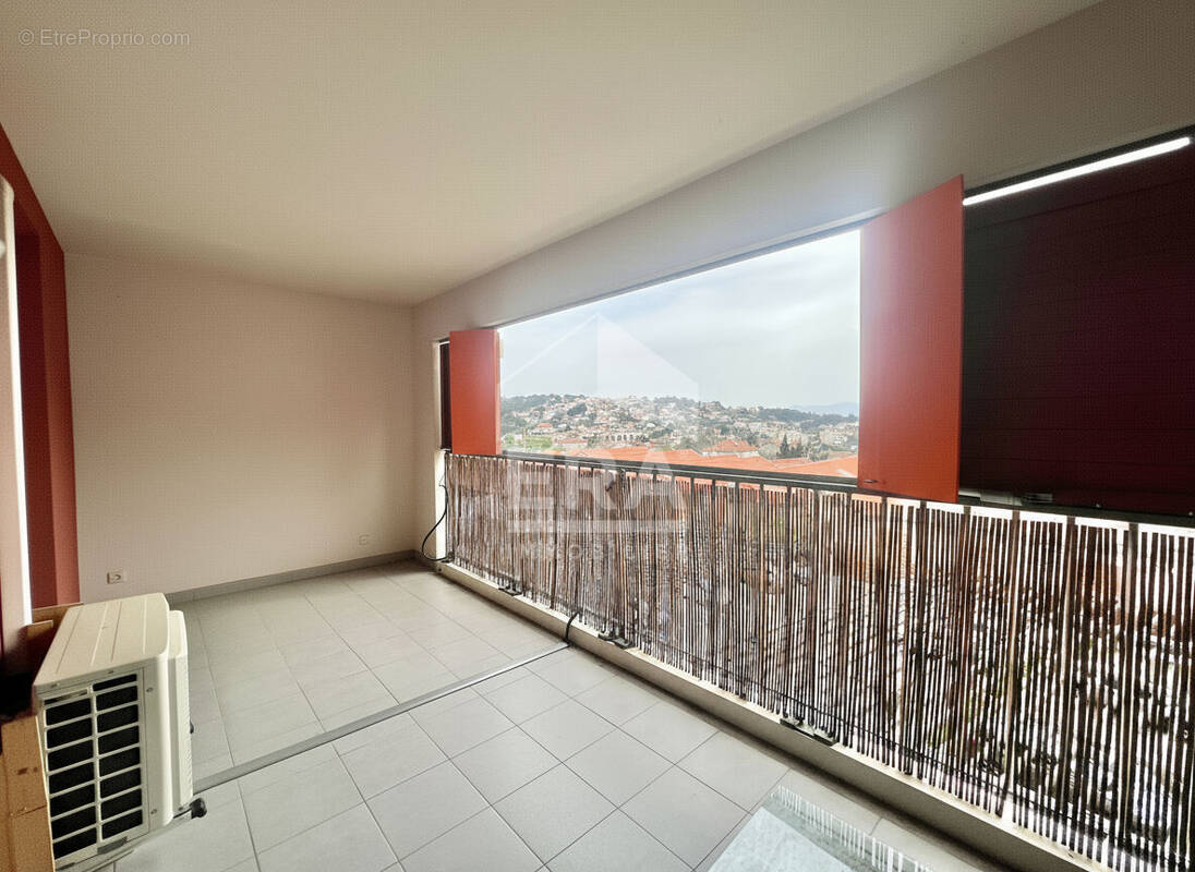 Appartement à MARSEILLE-15E
