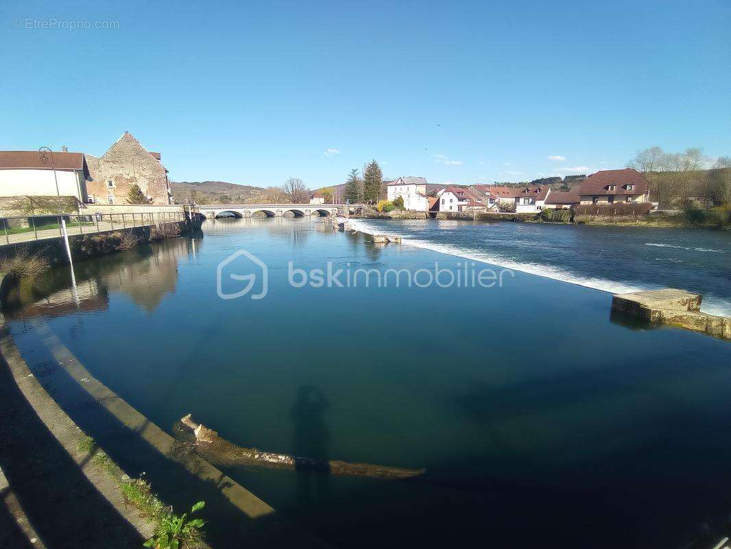 Dans maison, combles amenageable dans site magnifique, expo.sud, vue panoramique sur la loue!!!! - photo 2