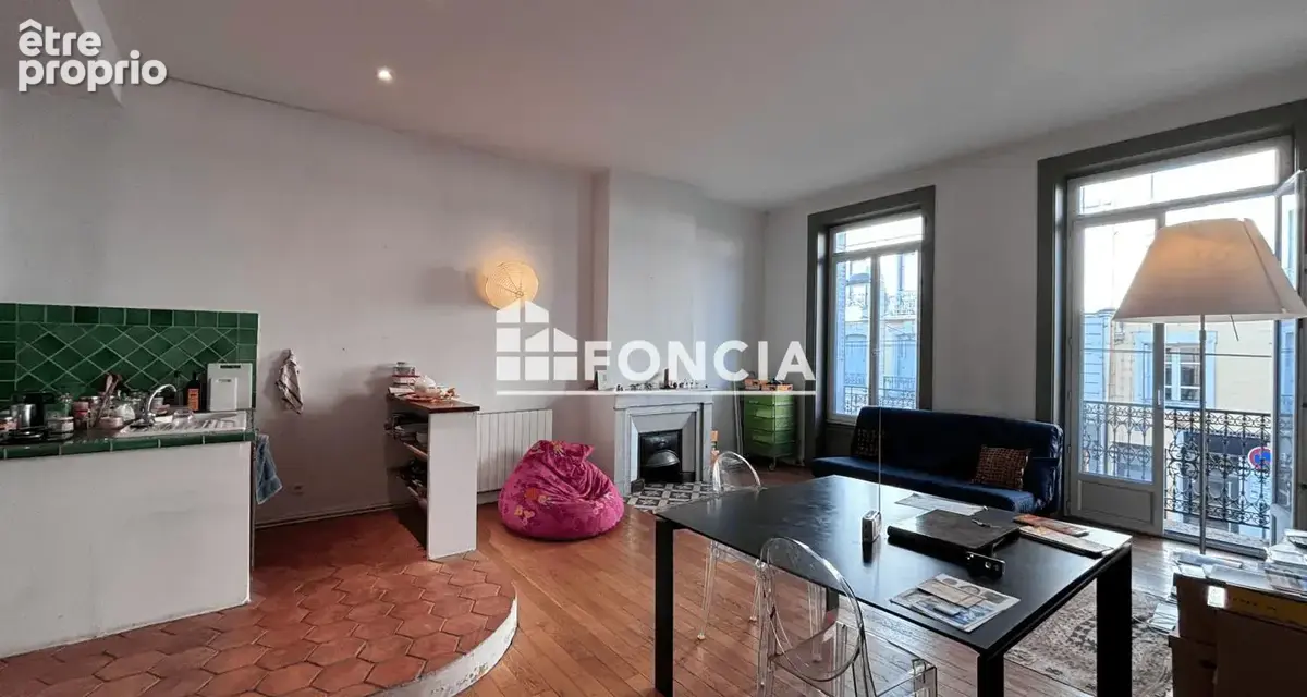 Appartement à SAINT-ETIENNE