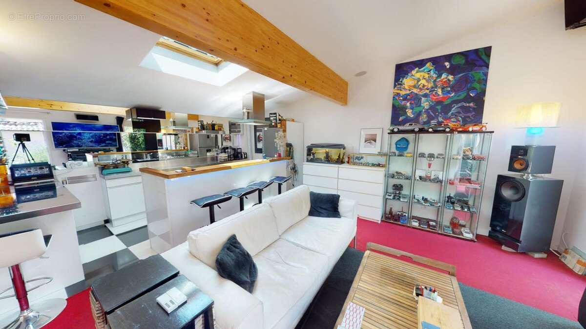 Maison à FONTAINES-SUR-SAONE