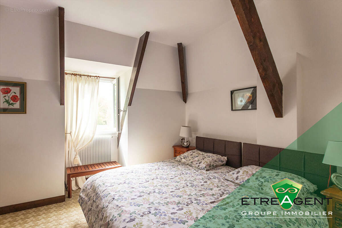 Maison LE VAL DORÉ - 190 m² - 6 chambres - photo 13