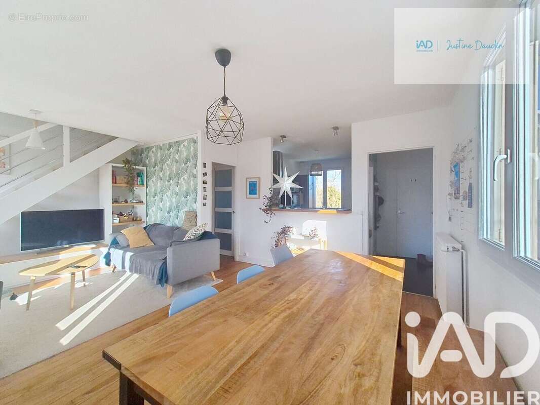 Photo 5 - Maison à LE COUDRAY-MONTCEAUX