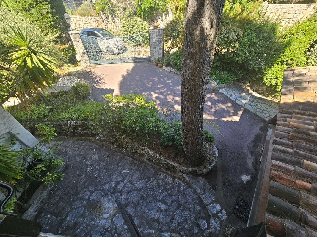 Maison à GATTIERES