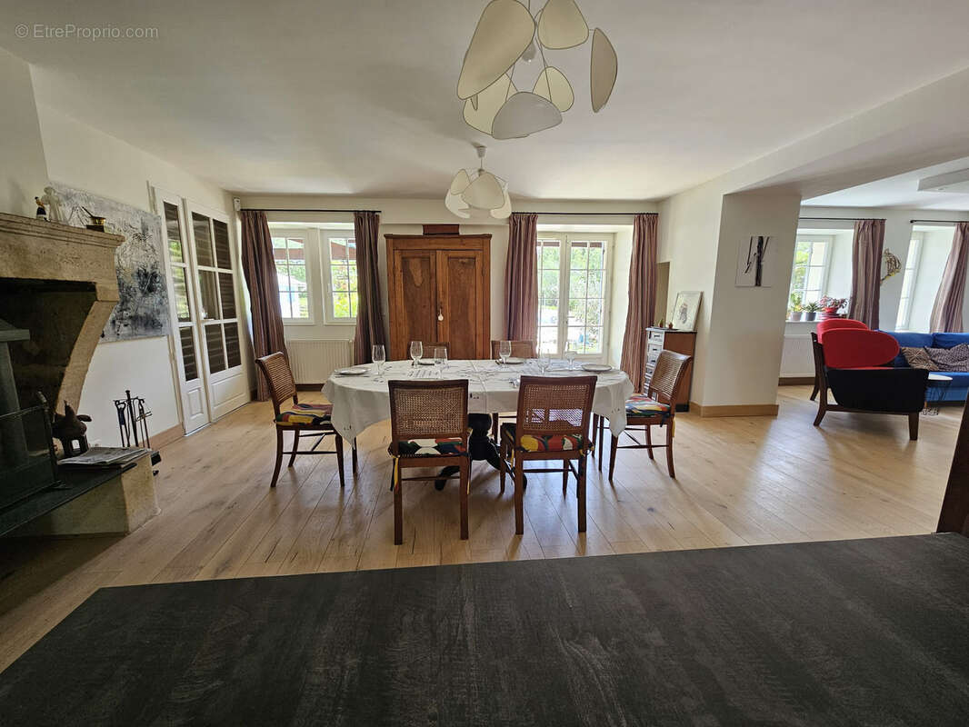 Maison à SAUVETERRE-DE-GUYENNE