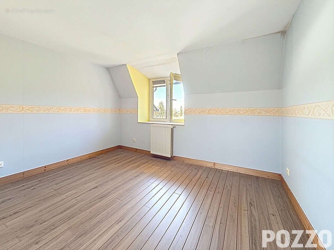 A VENDRE - Marcey Les Greves - Maison 5 pièce(s) 115 m² - photo 6