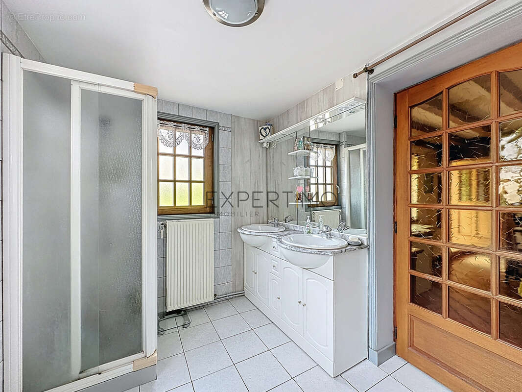 Maison à SENNECEY-LE-GRAND