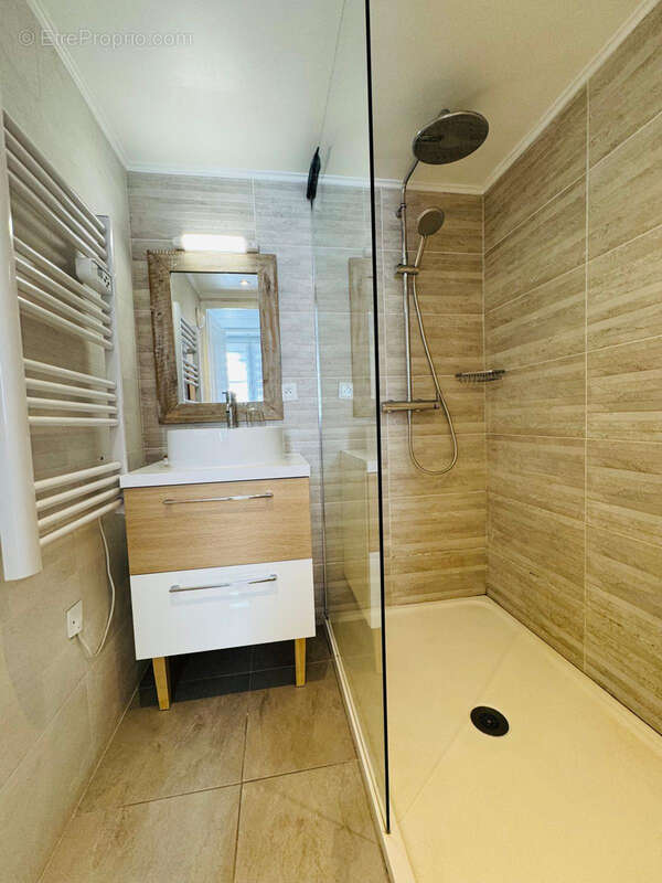 Appartement à GRIMAUD