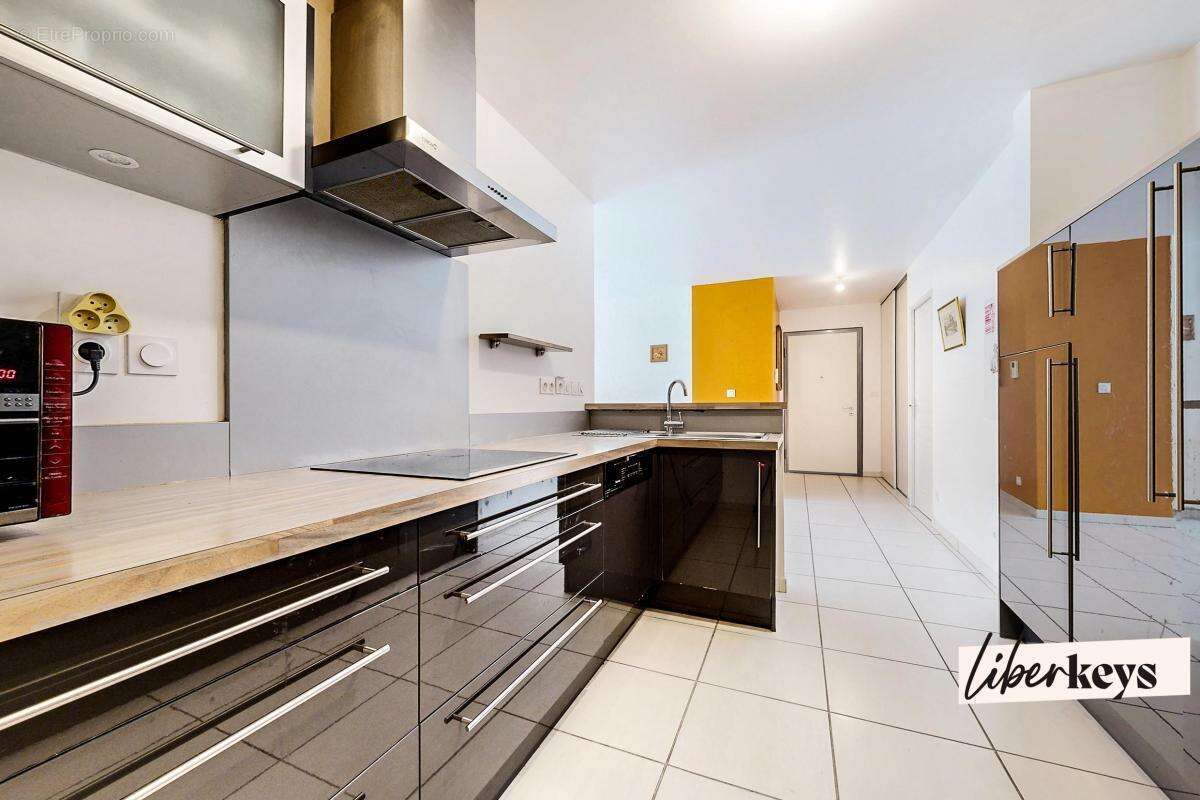 Appartement à CHAMPAGNE-AU-MONT-D'OR