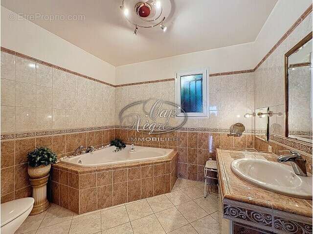 Maison à LE LAVANDOU