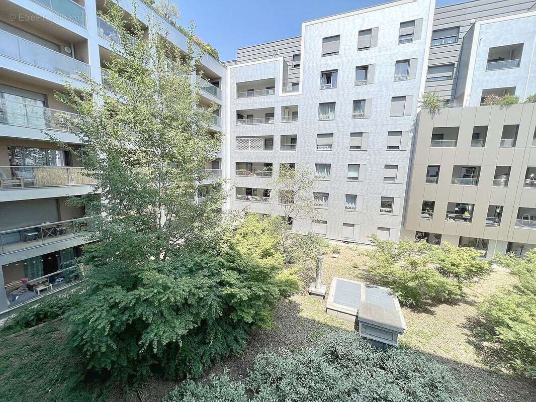 Appartement à VELIZY-VILLACOUBLAY