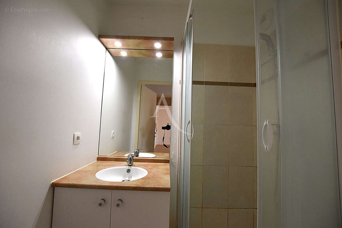 Appartement à COMBS-LA-VILLE