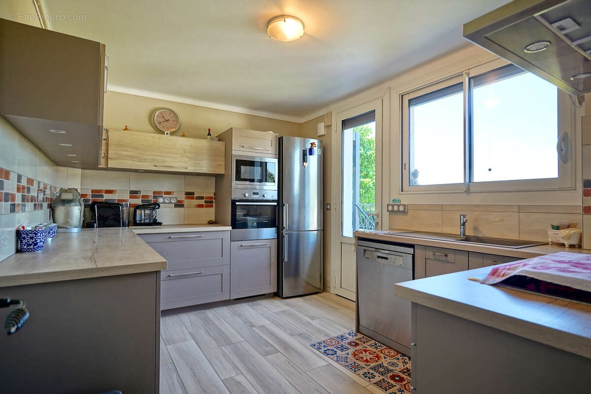 Maison à LA CHAPELLE-SAINT-LAURENT