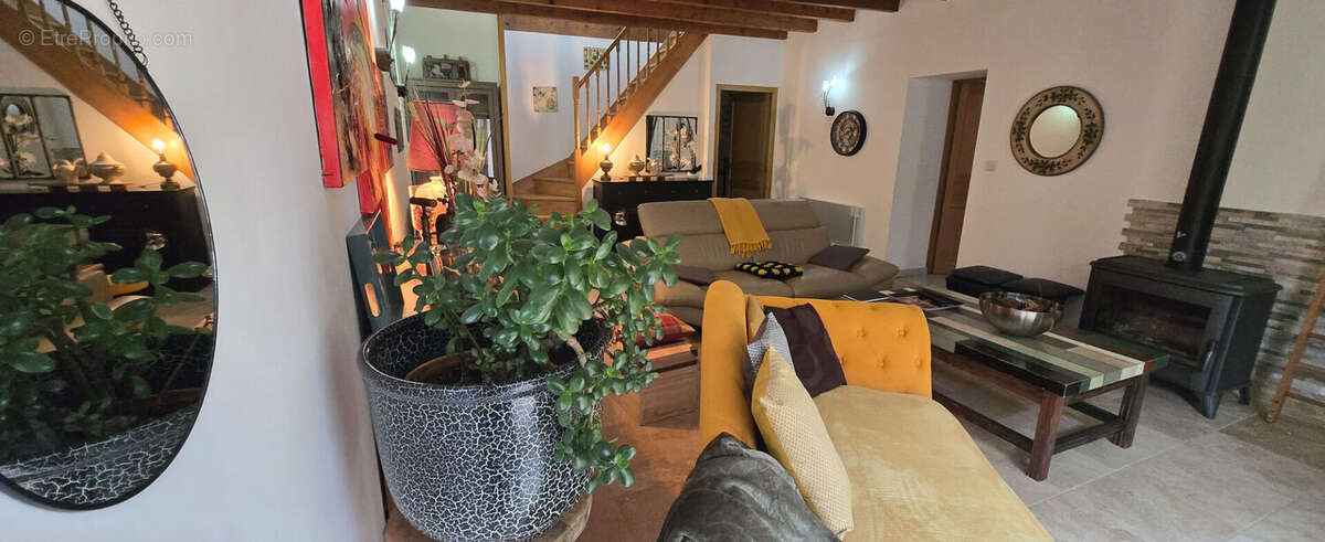 Maison à CAPENDU