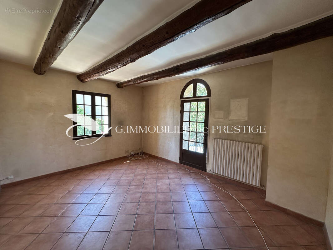 Une maison de ville avec piscine - photo 6