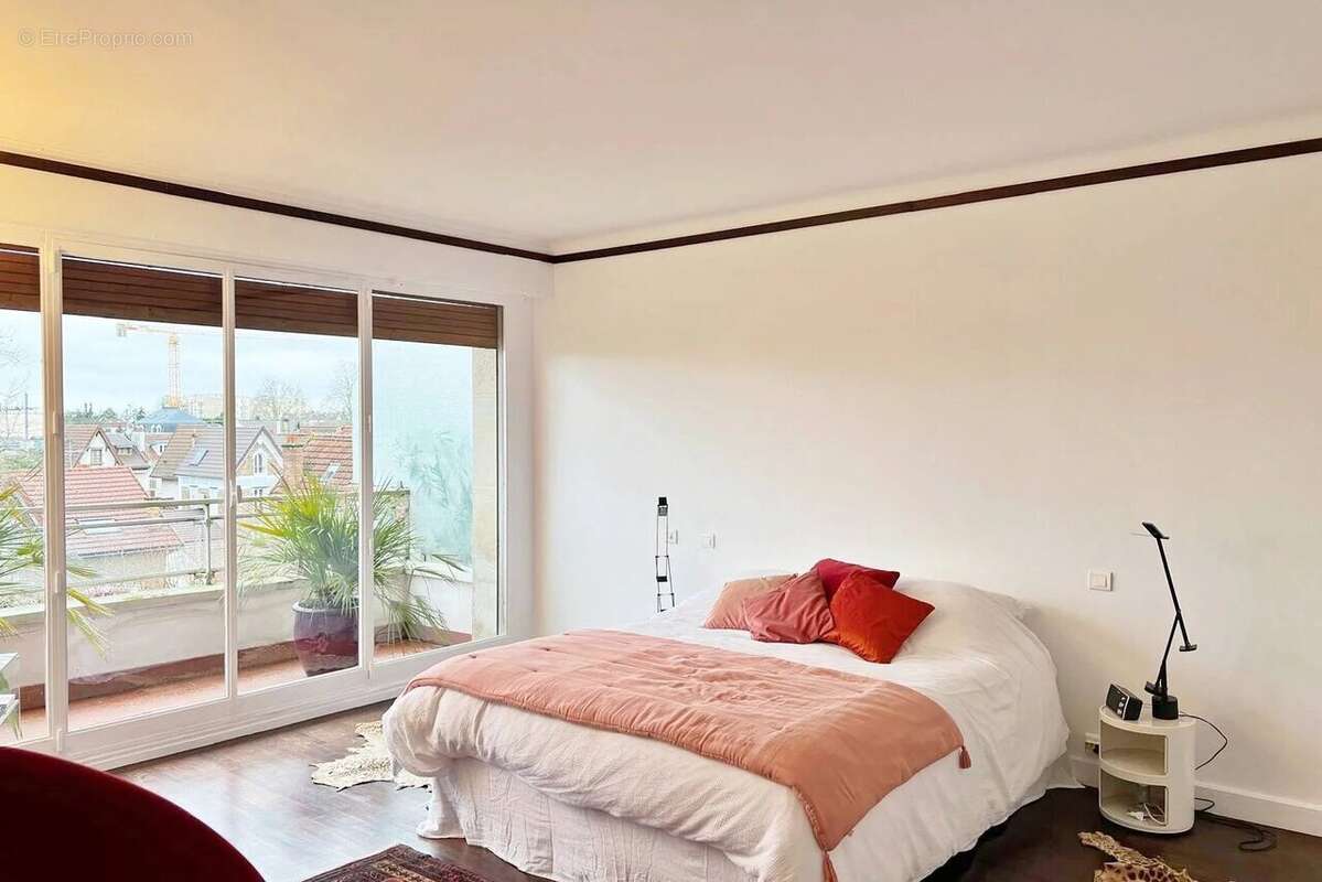 Appartement à SAINT-MAUR-DES-FOSSES