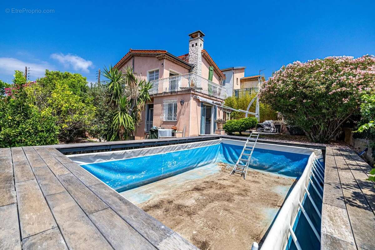 Nice - Fabron - Villa de 135 m2 - Terrain de 580m2 - Vue Mer et montagnes - photo 18
