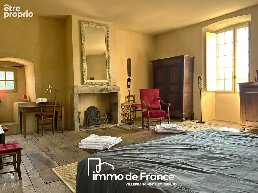 Commanderie des Templiers, 160 m² habitables, 2 chambres, piscine et jardin - photo 5