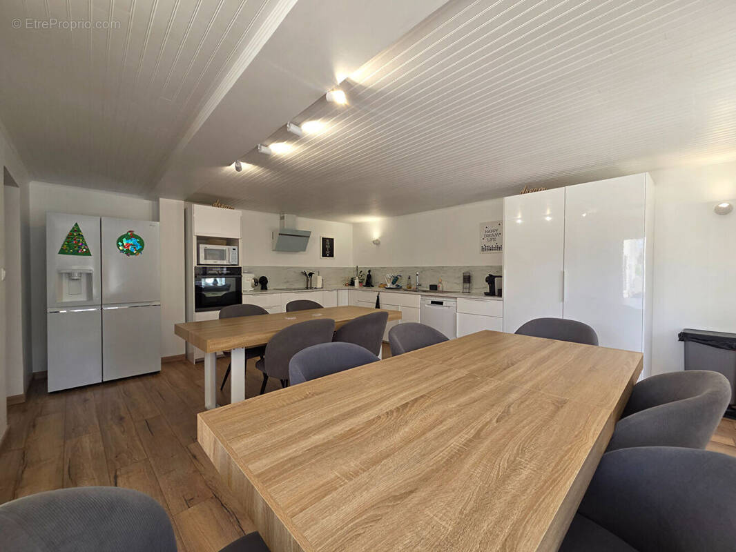Maison à MORNAC