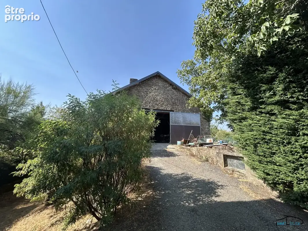 Maison 255 m² à Salmiech  - photo 4