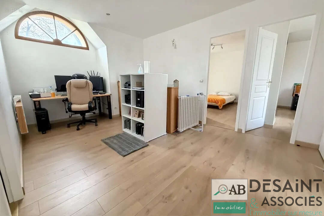 Maison à VILLIERS-SUR-MORIN