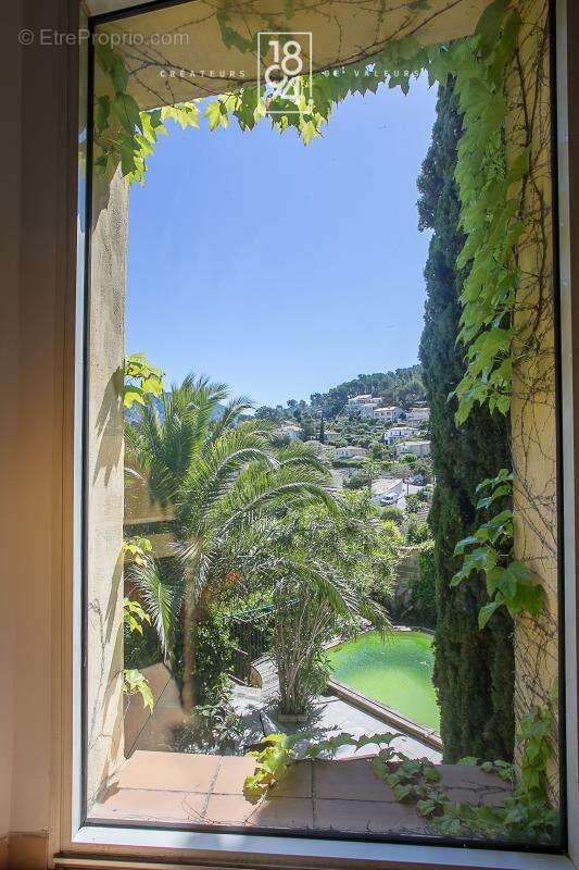 Maison à MARSEILLE-9E