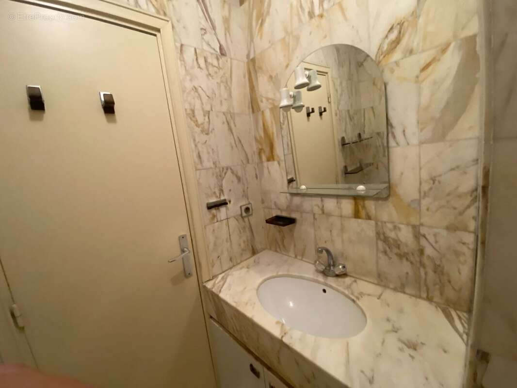 Appartement à LE CANNET