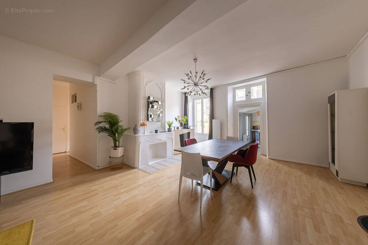Appartement à LA ROCHELLE