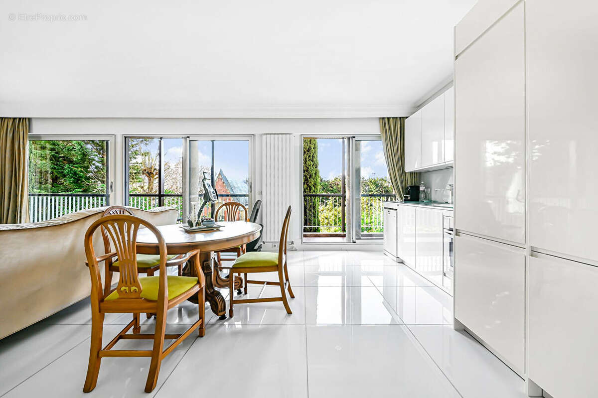 Appartement à SEVRES