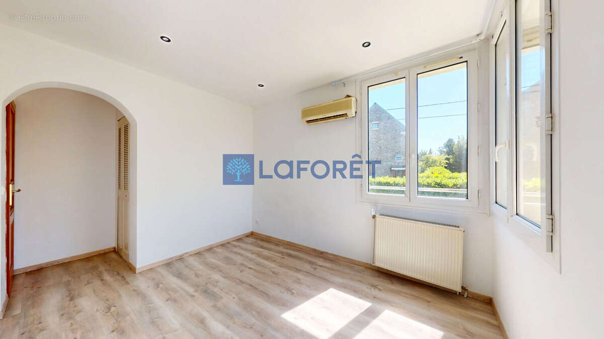 Appartement à ATHIS-MONS